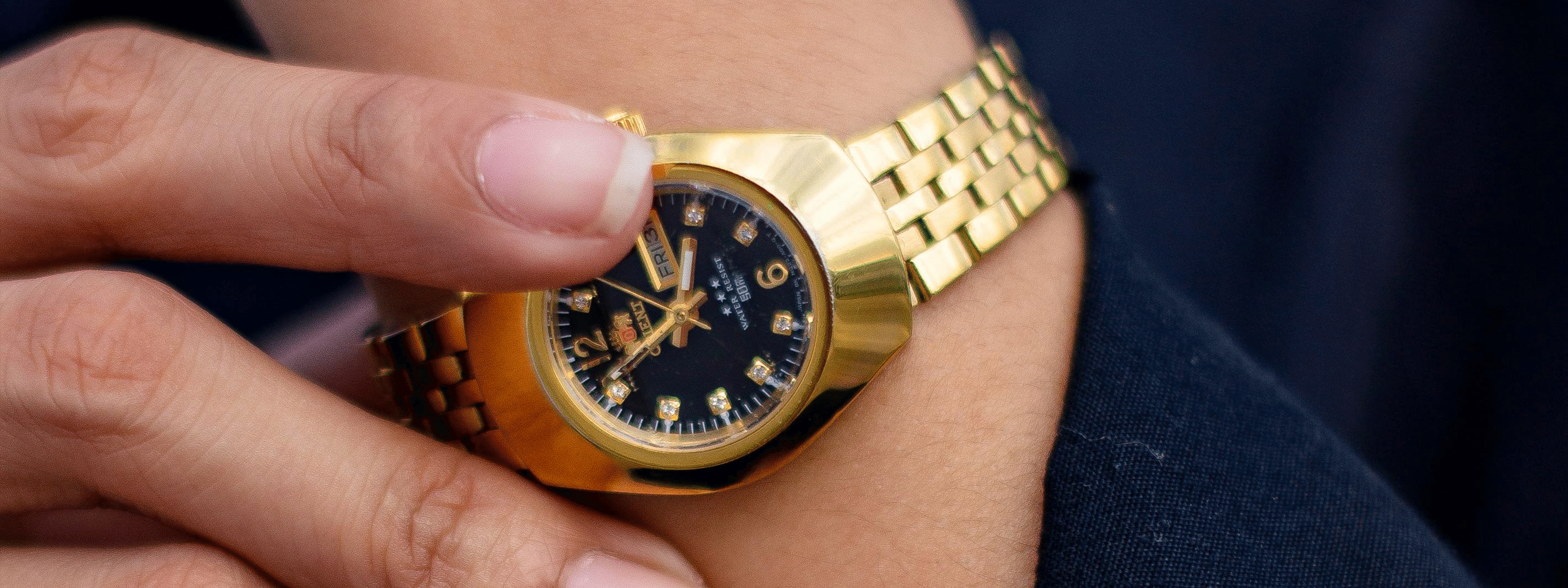 Finding the Perfect Jewelry for Valentine's Day: A Guide to Expressing Love