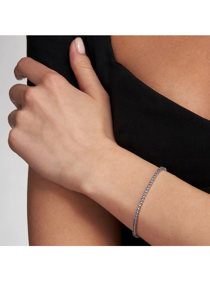 Tennis bracelet with light blue zirconia 520811