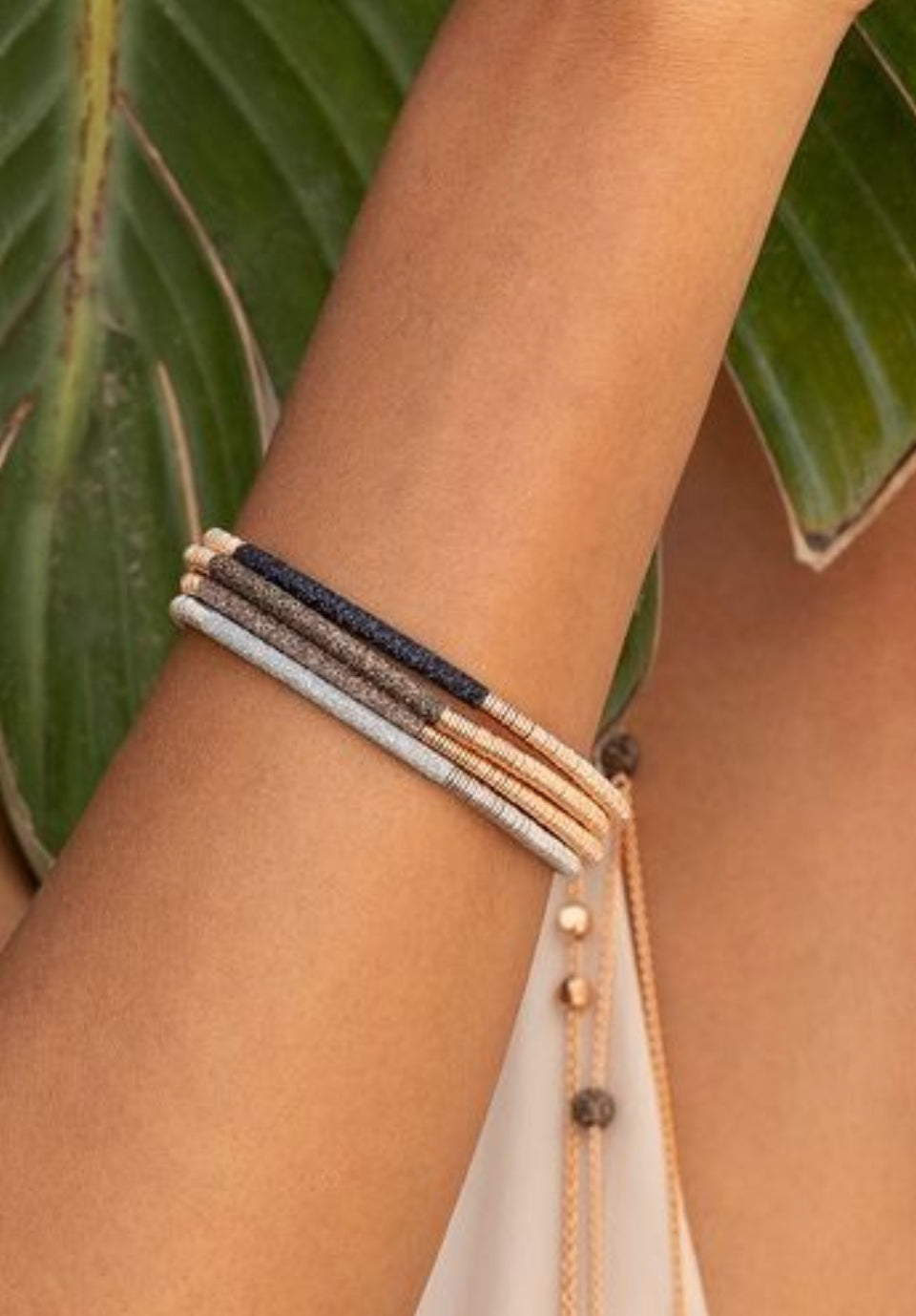 PESAVENTO POLVERE BLACK BANGLE PLVB-1257