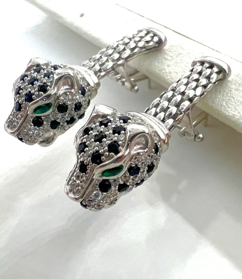 Classic Panthere drop Earrings in White 13-083478-01GN