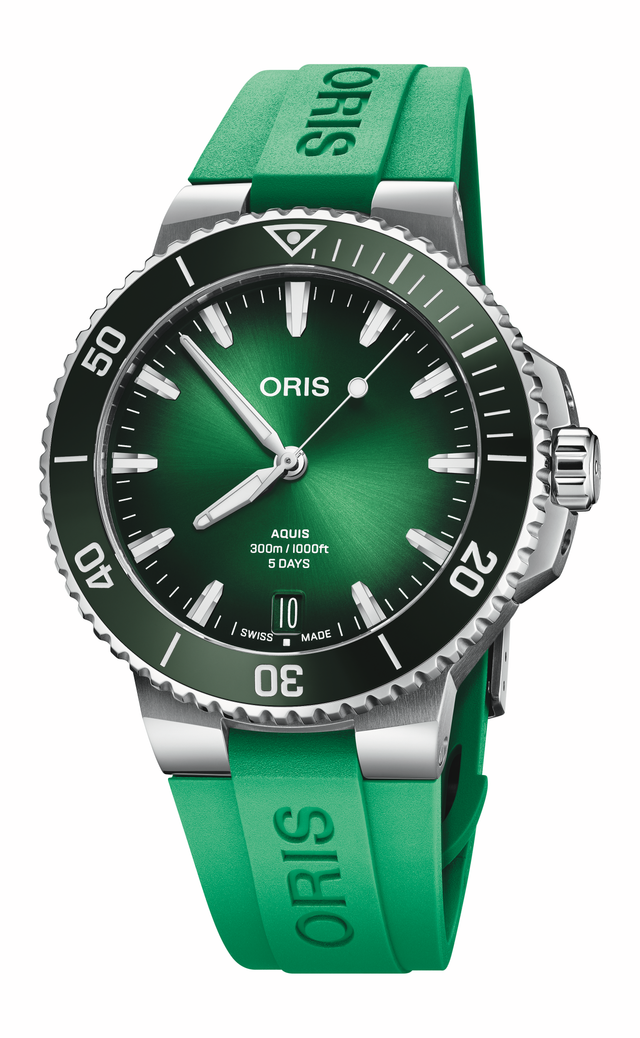 Aquis Date Calibre 400 Reference 01 400 7790 4157-07 4 23 47EB Size 43.50 mm