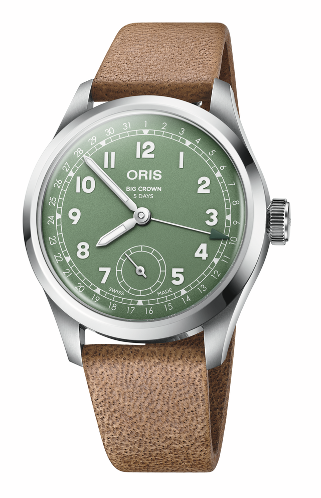 BIG CROWN POINTER DATE  CALIBER 403 REFERENCE 01 403 7799 4067-07 6 20 09FC 38.00mm