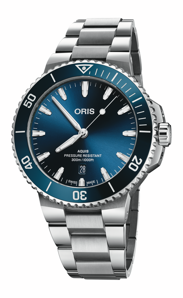 Aquis Date - 43.50 mm 01 733 7789 4135-07 8 23 04PEB