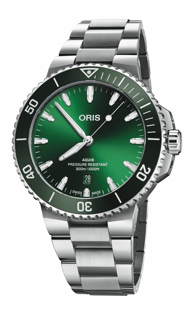 Aquis Date - 43.50 mm 01 733 7789 4157-07 8 23 04PEB