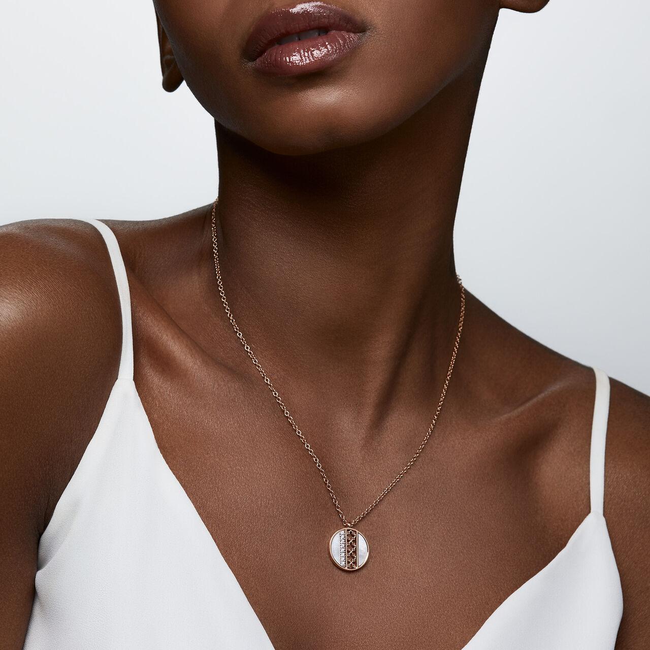 Birks Dare to Dream ® Mother-of-Pearl and Diamond Circle Pendant, Rose Gold 450016921194