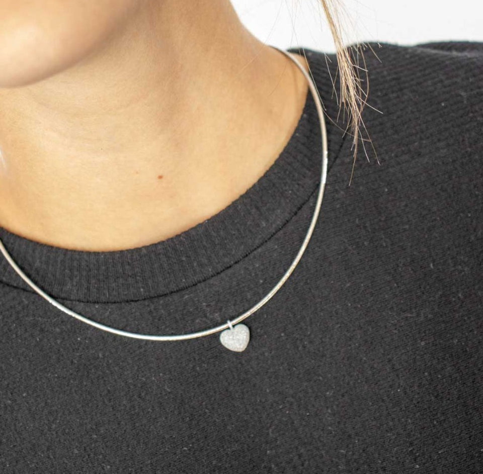 RHODIUM HEART GREY DUST NECKLACE WDNAG078