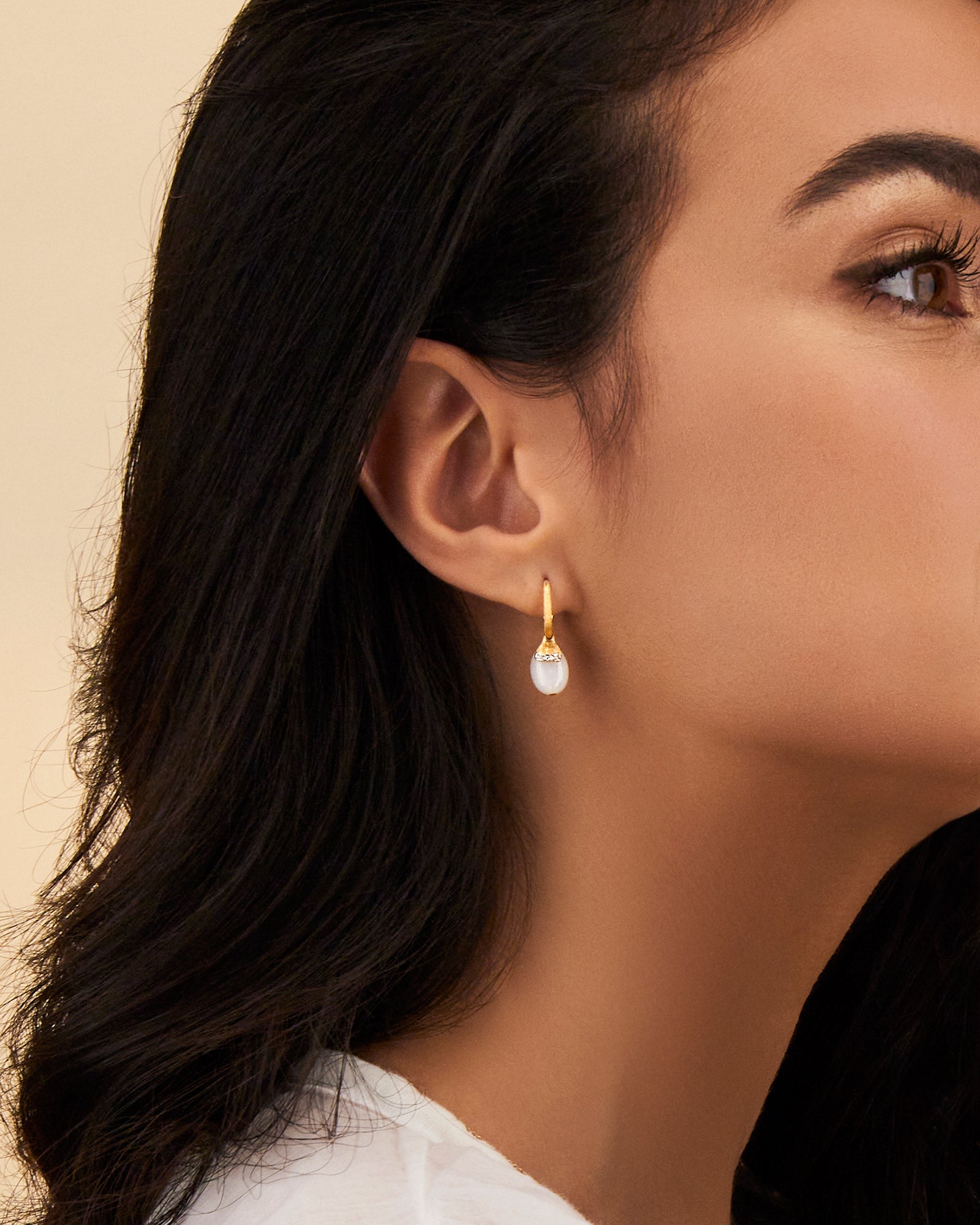 Nanis WHITE DESERT "AMULETS" CILIEGINE GOLD AND WHITE MOONSTONE BALL DROP EARRINGS WITH DIAMONDS DETAILS (SMALL) OS7-603