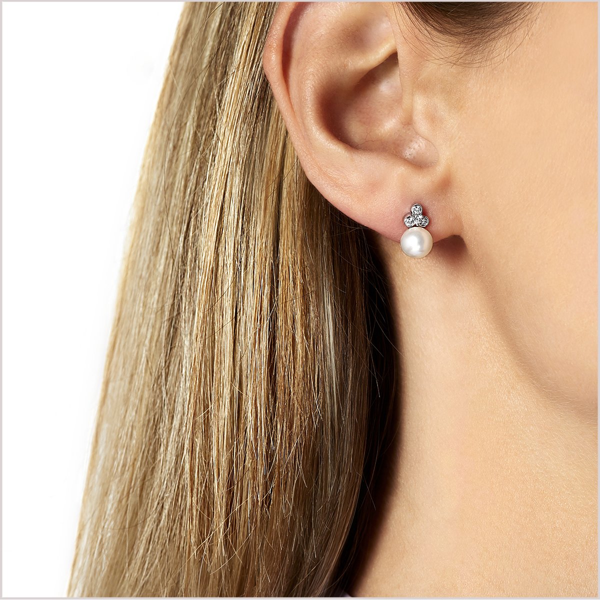 Yoko London Trend Freshwater Pearl and Diamond Stud Earrings TEM0217-7F-JY